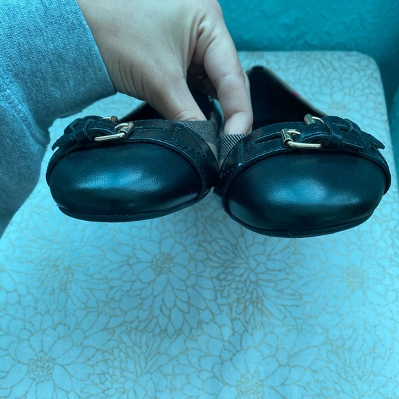 Authentic Burberry Ballet Flats - Picture 5 of 9